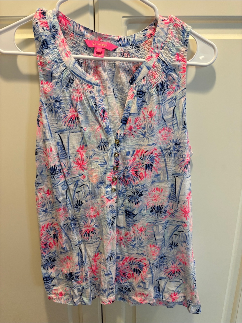 Lilly Pulitzer Sleeveless Floral Button-Front Tank in Pink & Blue